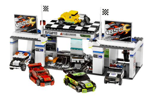 8681 Tuner Garage (Retired) LEGO Racers