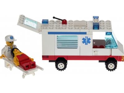 6666 Ambulance (Retired) LEGO Town