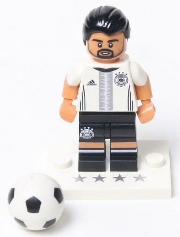 Sami Khedira - DFB Series Collectible Minifigure (coldfb-11)