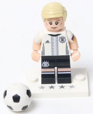 Bastian Schweinsteiger - DFB Series Collectible Minifigure (coldfb-7)