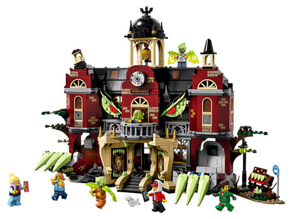 70425 Newbury Haunted High School (Used) LEGO Hidden Side
