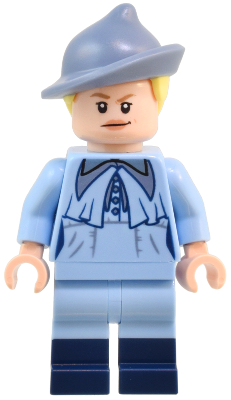 Fleur Delacour - Bright Light Blue Robe, Smirking / Scared (hp497)