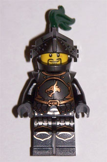 Kingdoms - Dragon Knight Armor with Chain, Helmet with Visor, Beard (cas495)