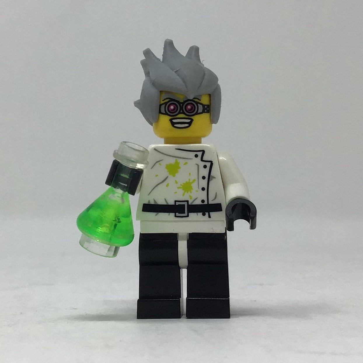 S4 Crazy Scientist - Series 4 Minifigure (col064)