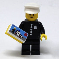 S18 Classic Police Officer - Series 18 Minifigure (col329)