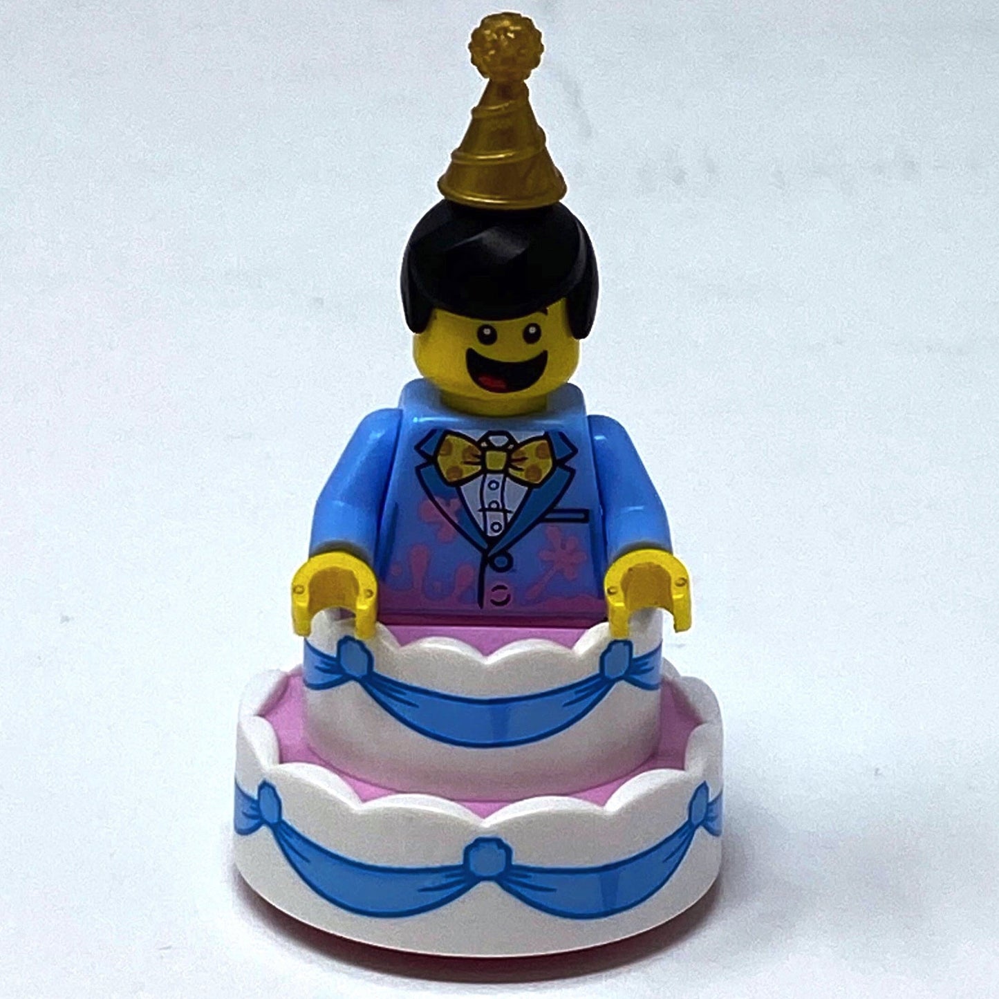 S18 Birthday Cake Guy - Series 18 Minifigure (col321)