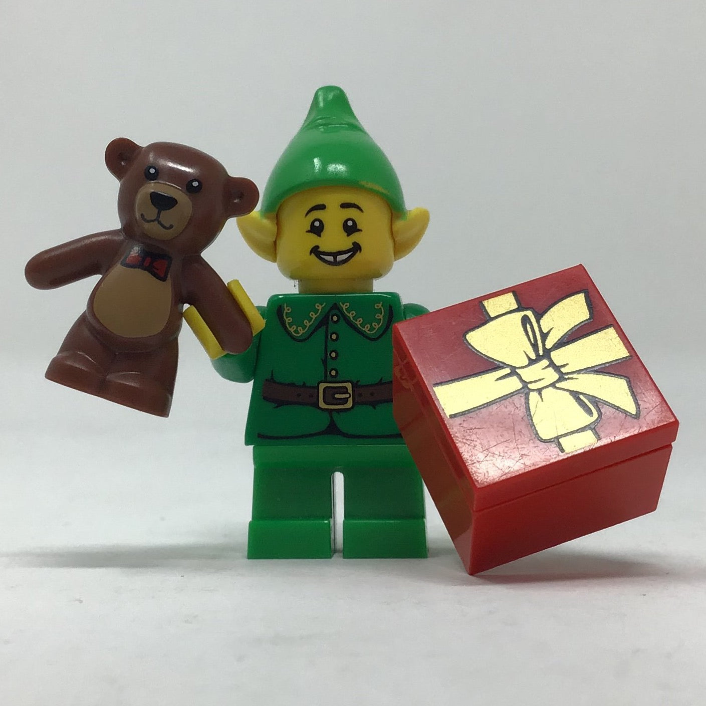 S11 Holiday Elf - Series 11 Minifigure (col169)