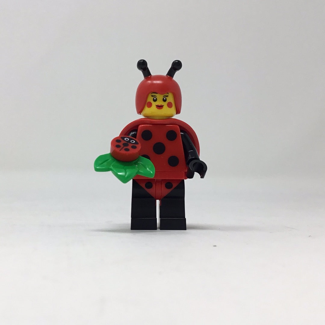 S21 Ladybug Girl - Series 21 Minifigure (col377)